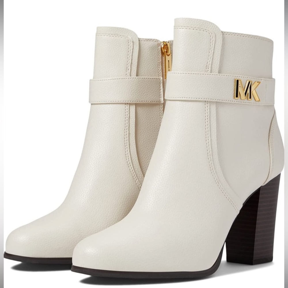 COPY - 🤍New Michael Michael Kors Jilly Bootie, Size 9🤍